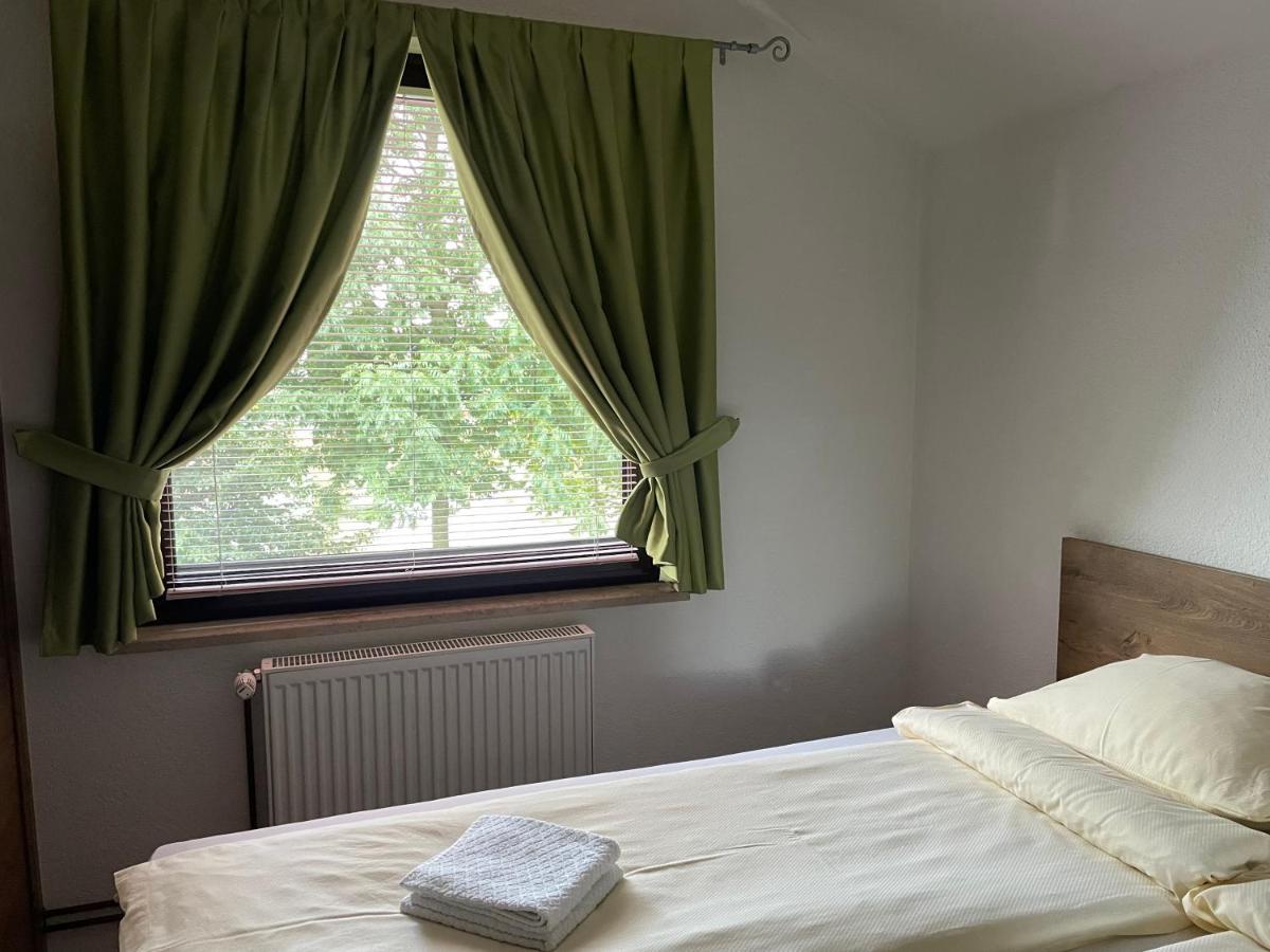 Villa My Island Bihac Ngoại thất bức ảnh