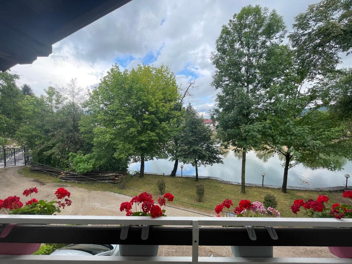 Villa My Island Bihac Ngoại thất bức ảnh