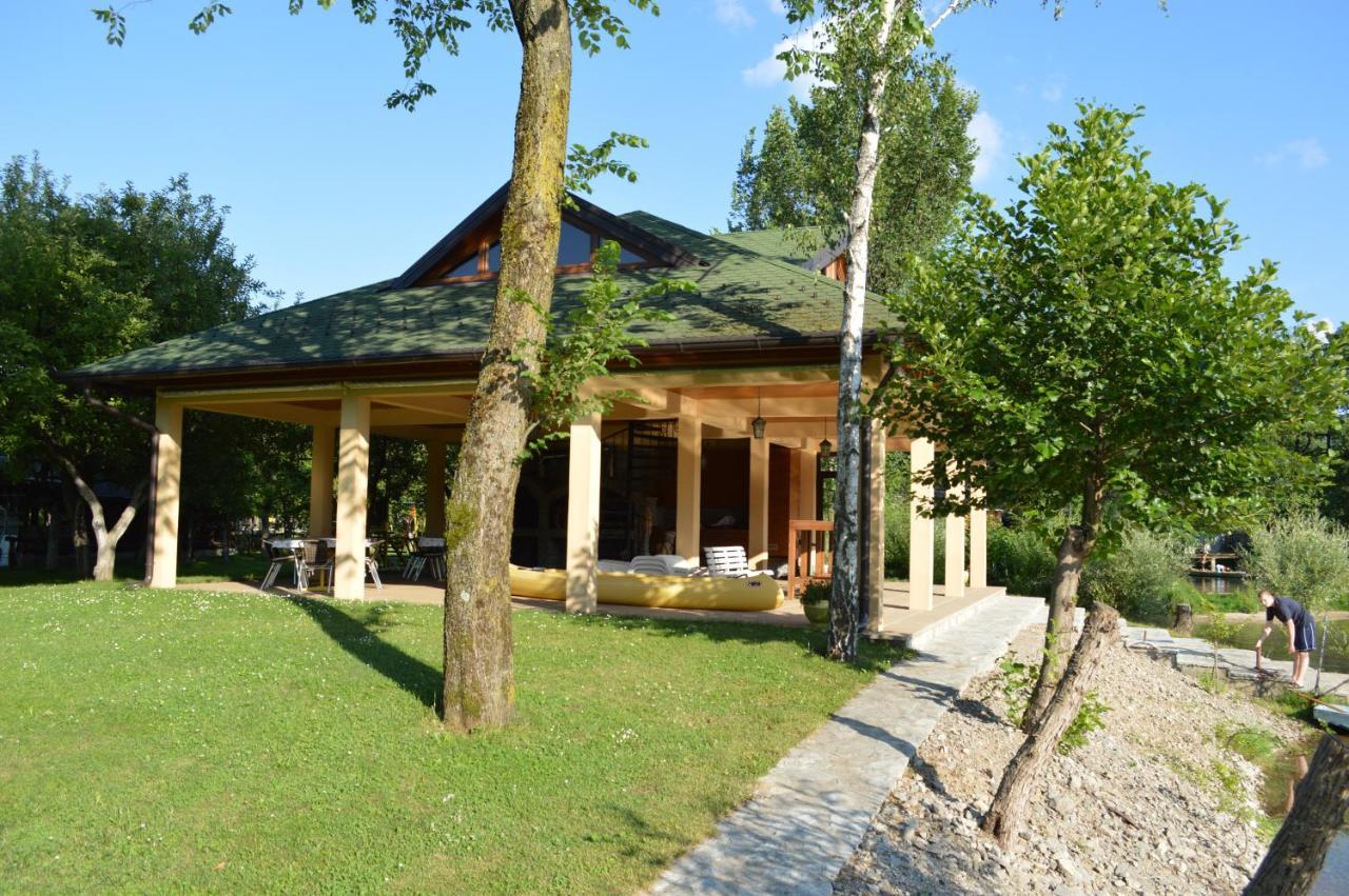 Villa My Island Bihac Ngoại thất bức ảnh