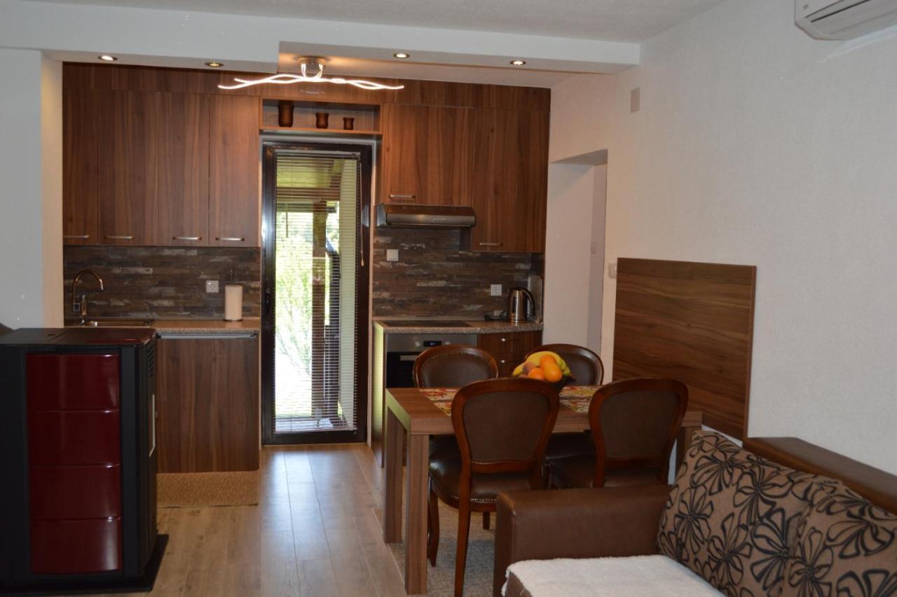 Villa My Island Bihac Ngoại thất bức ảnh